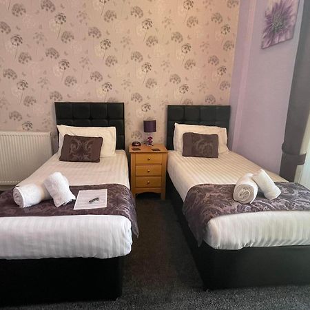 Milverton House ランディドノー エクステリア 写真