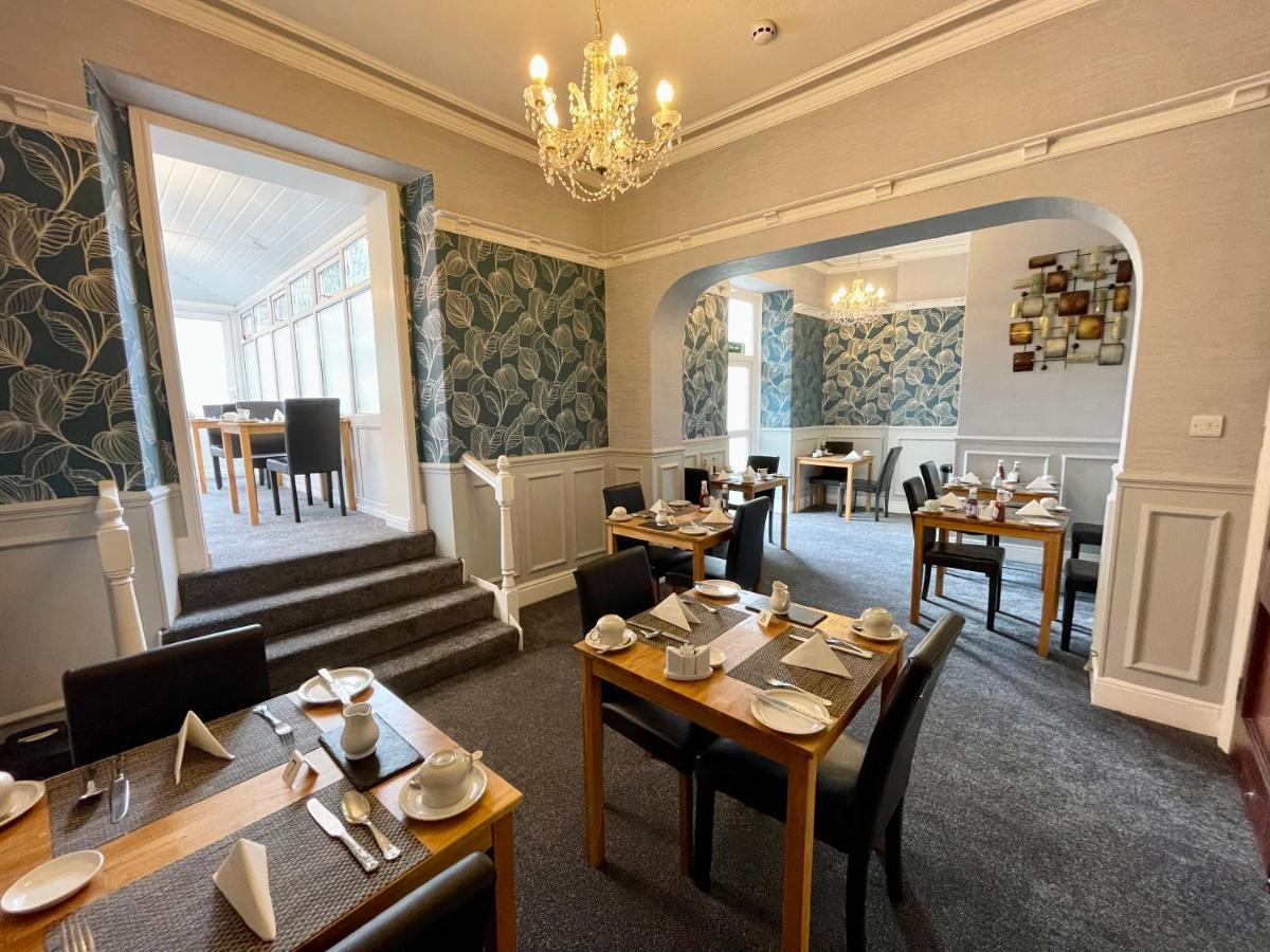 Milverton House ランディドノー エクステリア 写真